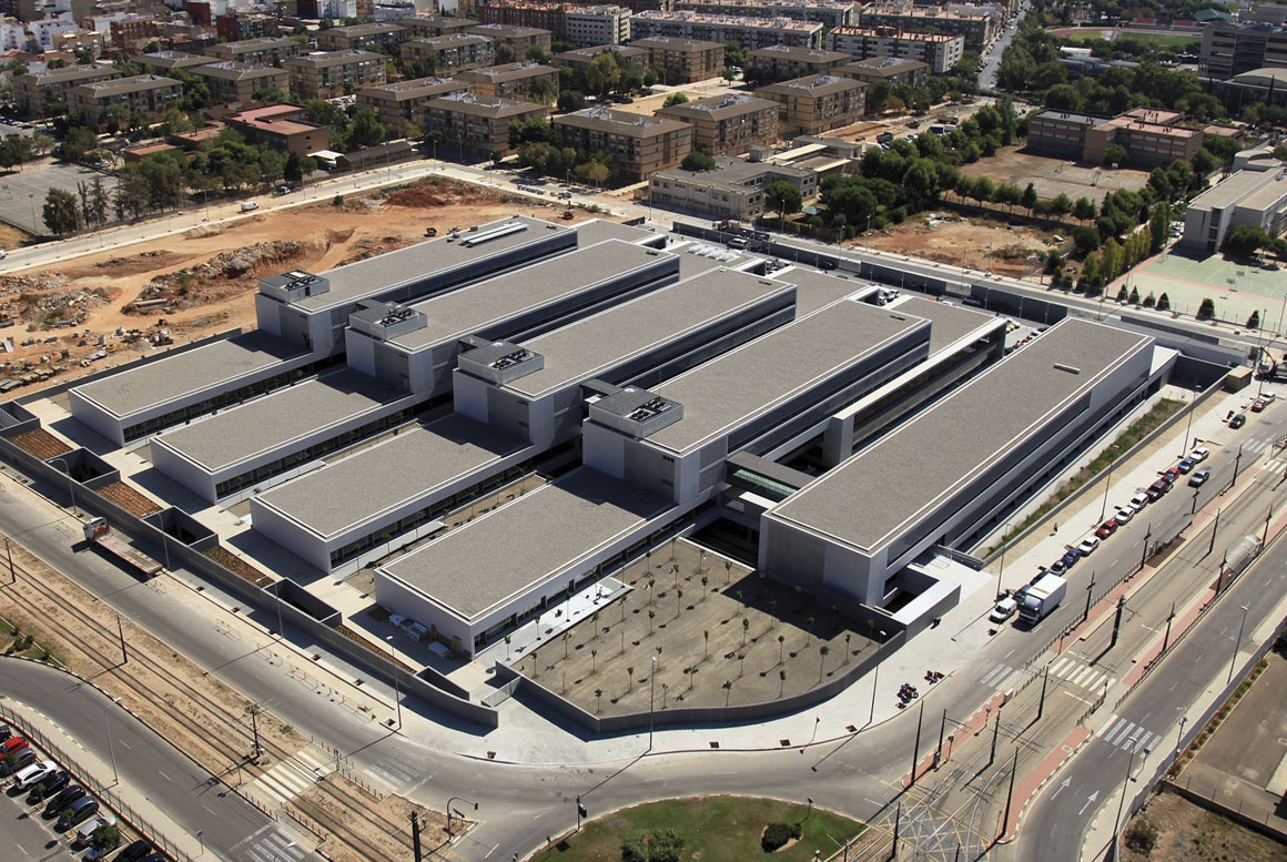 ESCUELA TÉCNICA SUPERIOR DE INGENIERÍA (ETSE), UNIVERSIDAD DE VALENCIA