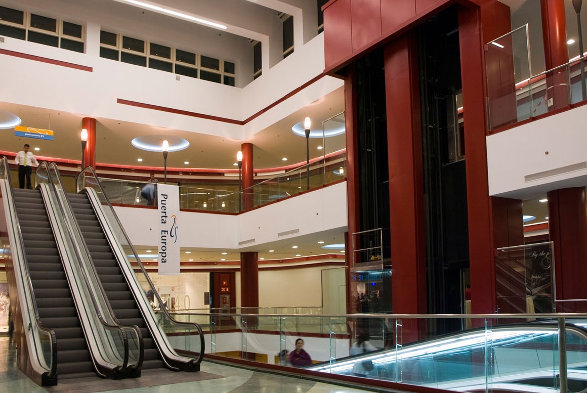 Grupo SANJOSE CENTRO COMERCIAL PUERTA EUROPA, ALGECIRAS Grupo SANJOSE CENTRO COMERCIAL PUERTA EUROPA, ALGECIRAS