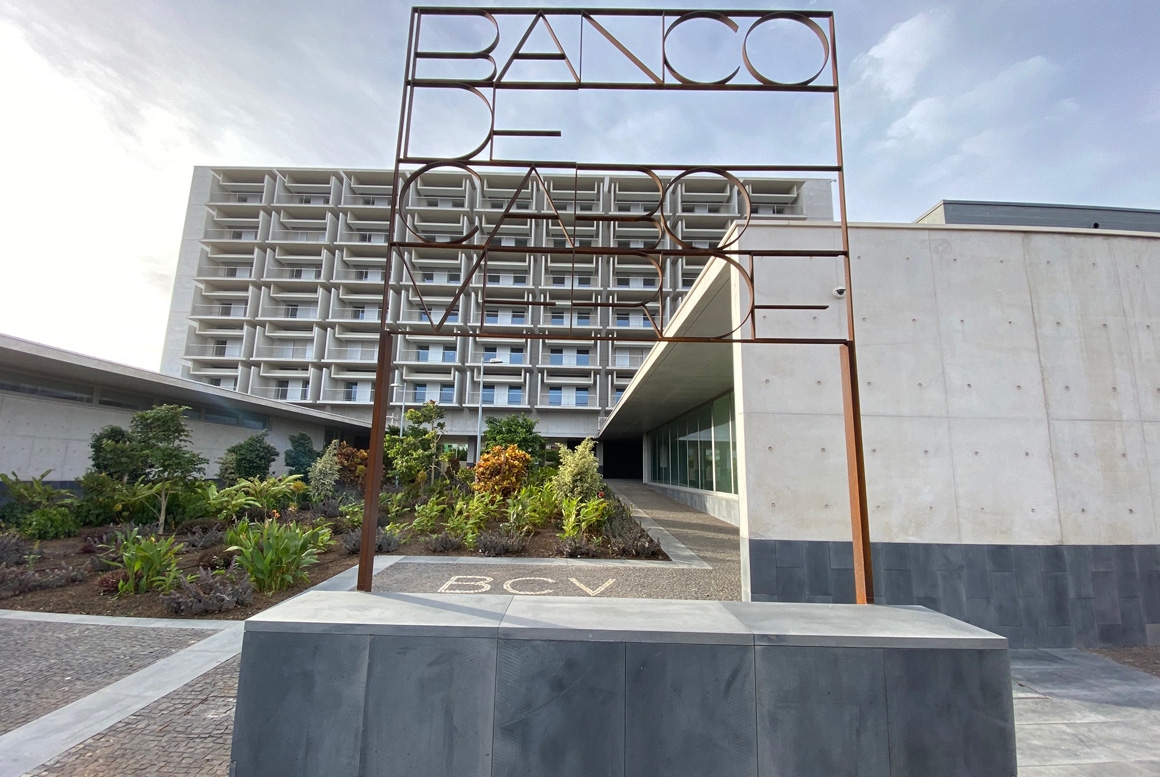 NOUVEAU SIÈGE DE LA BANQUE CENTRALE DU CAP VERT, PRAIA, ILE DE SANTIAGO