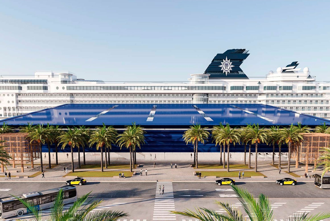 TERMINAL H DE MSC CRUCEROS EN EL PUERTO DE BARCELONA