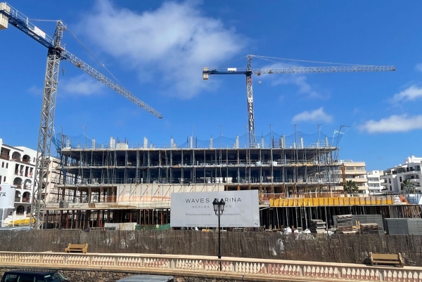 SANJOSE realizar la Fase II de la construccin del Residencial Waves Marina en Ibiza. 