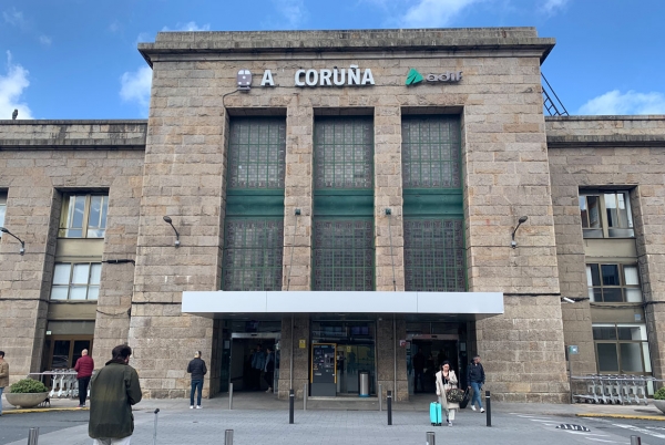 SANJOSE realiza el mantenimiento de edificios y dependencias dedicados al mantenimiento de la Red Ferroviaria de Inter�s General (RFIG). Lote I (Noroeste)