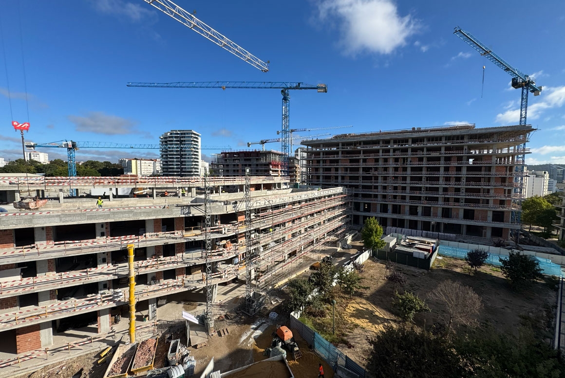 $datos['titulo'.sufijo]