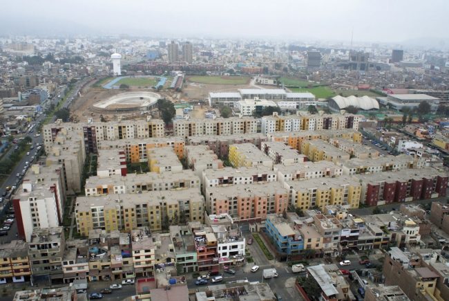 CONDOMINIUM DEL AIRE, LIMA 