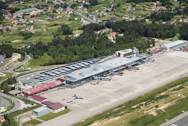 ENLARGEMENT OF THE TERMINAL BUILDING OF THE AIRPORT OF VIGO