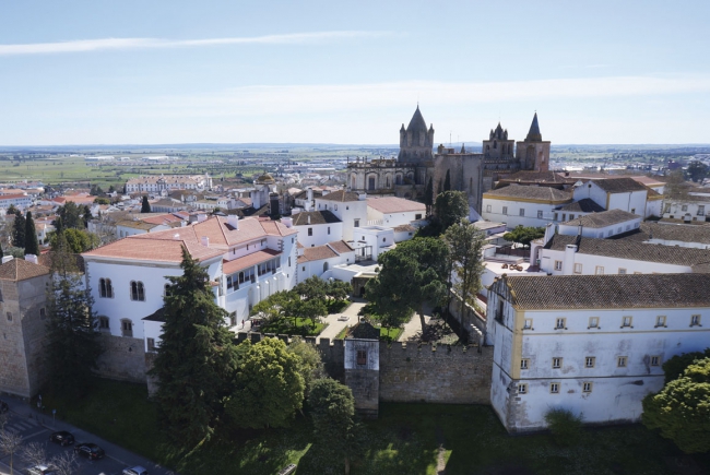 PALACE OF THE INQUISITION, PAINTED HOUSES AND YARD OF SAN MIGUEL OF EVORA, EVORA