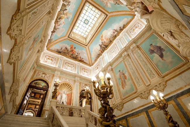 SIEGE DE LA CHAMBRE OFFICIELLE DU COMMERCE, DE LINDUSTRIE ET DES SERVICES DE MADRID. REHABILITATION PALAIS DE SANTOÑA, MADRID