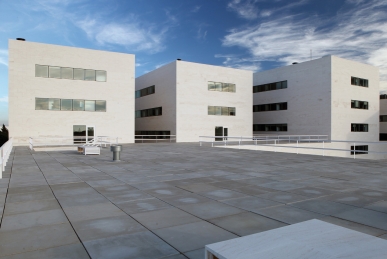 REFORMA Y AMPLIACIÓN DE LA FACULTAD DE CIENCIAS