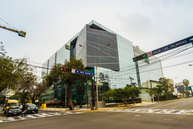 EDIFICIO EMPRESARIAL BASADRE - LAS PALMERAS, LIMA