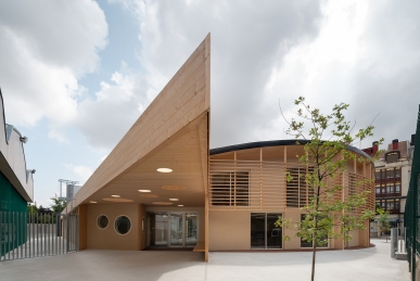 ESCUELA INFANTIL EN EL COLEGIO MARIANISTAS, VITORIA