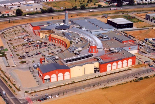 CENTRO COMERCIAL ESPAI GIRONÈS EN SALT, GERONA