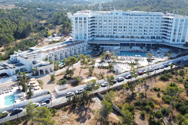 TRS IBIZA HOTEL 5 ESTRELLAS EN SAN ANTONI DE PORTMANY, IBIZA