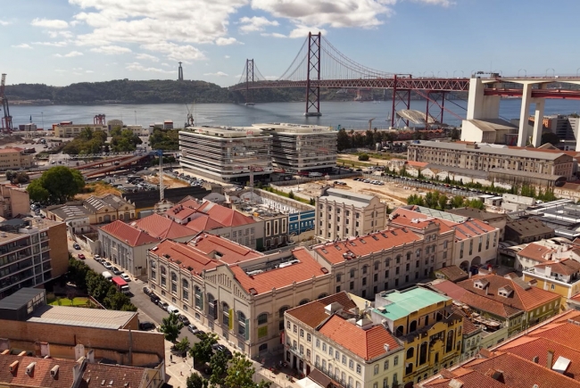 THE LISBON INTERNATIONAL SCHOOL (LIS), LISBON (COMPLETE RENOVATION OF THE OLD NAPOLITANA FACTORY BUILT IN 1908)
